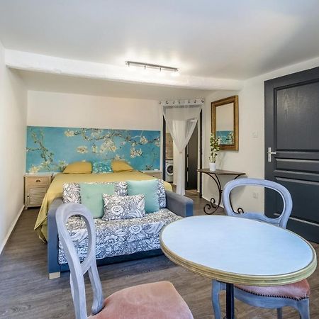 L'Isle D'Or - Les Amandiers - 3 Etoiles - 1Er Etage Εξωτερικό φωτογραφία